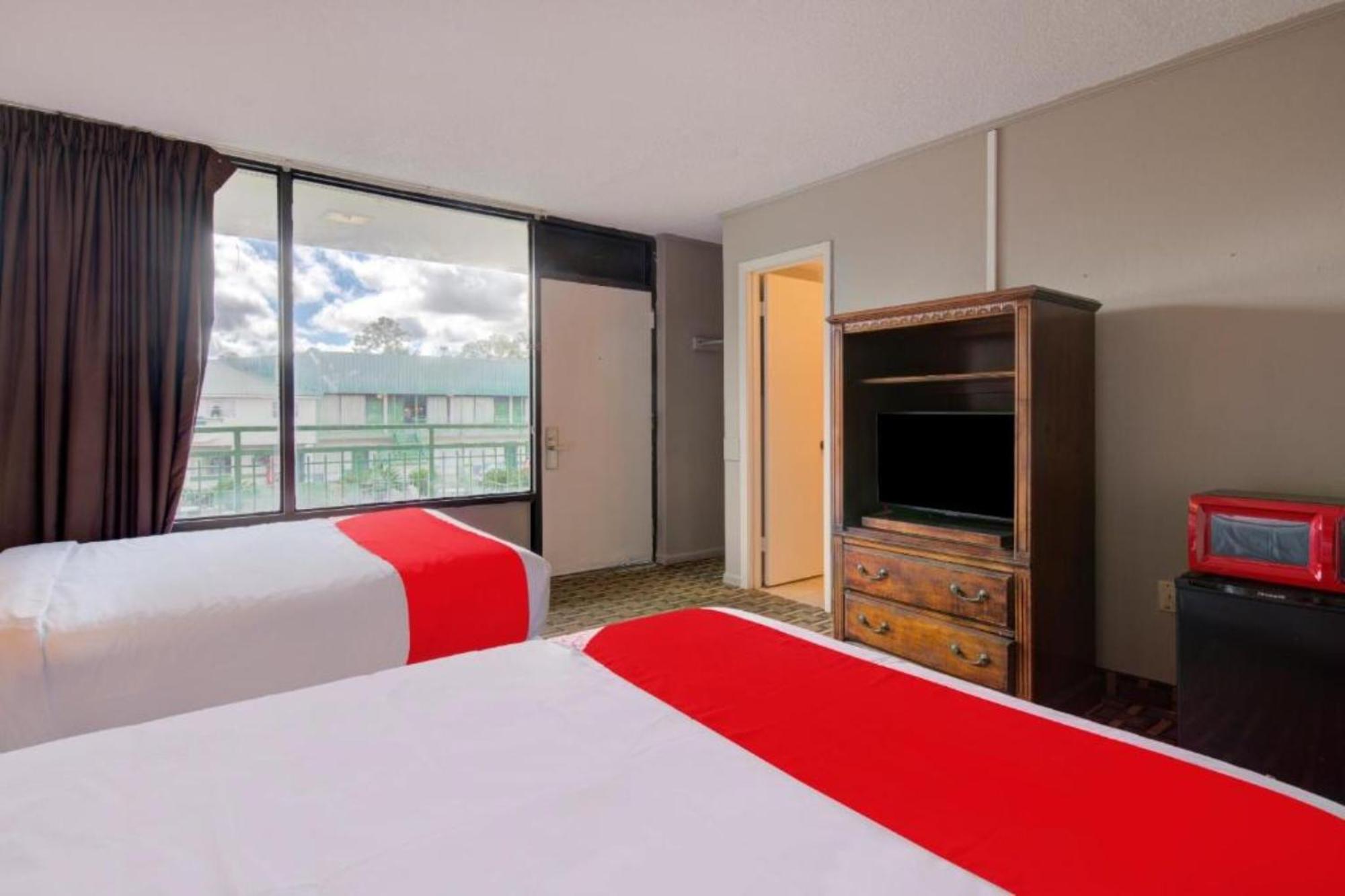 Oyo Hotel Douglas Ga Us-441 Εξωτερικό φωτογραφία