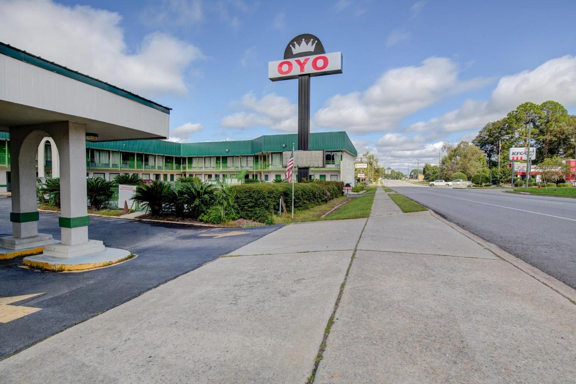 Oyo Hotel Douglas Ga Us-441 Εξωτερικό φωτογραφία