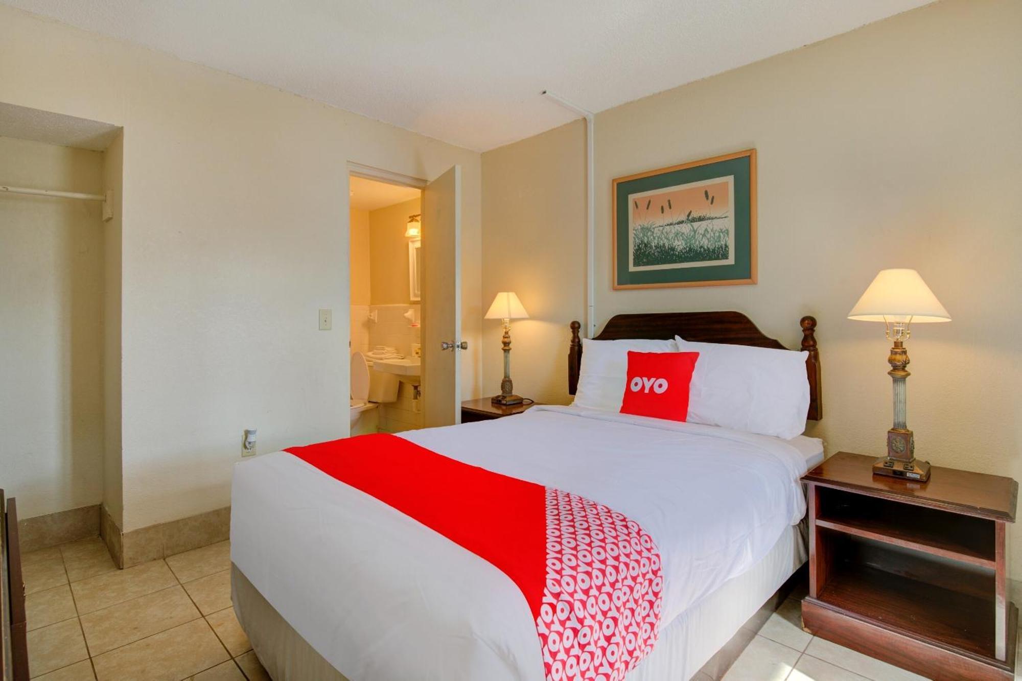 Oyo Hotel Douglas Ga Us-441 Εξωτερικό φωτογραφία